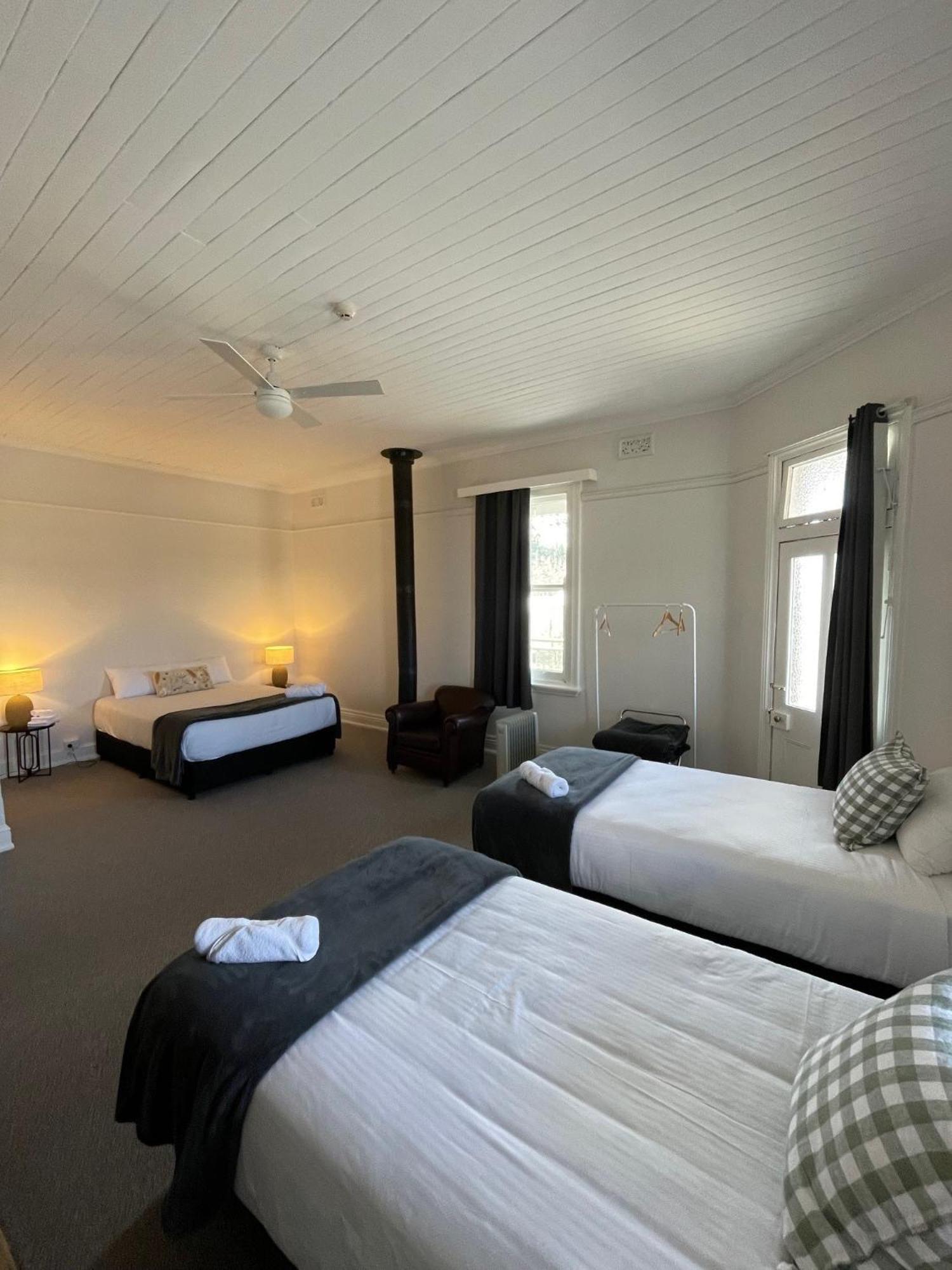 The Bolt Inn Uralla Eksteriør bilde